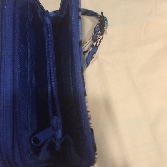 Vera Bradley All in One Crossbody Wallet - Picture 6 of 6